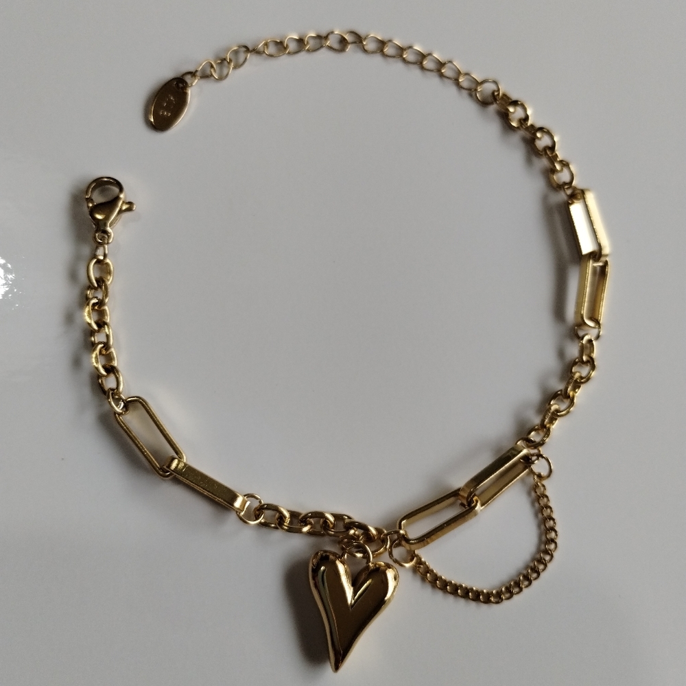 Vintage Style Heart Shape, Bracelet.